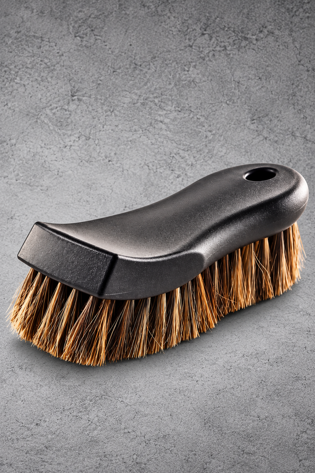 Gitty Up Horsehair Leather & Interior Brush